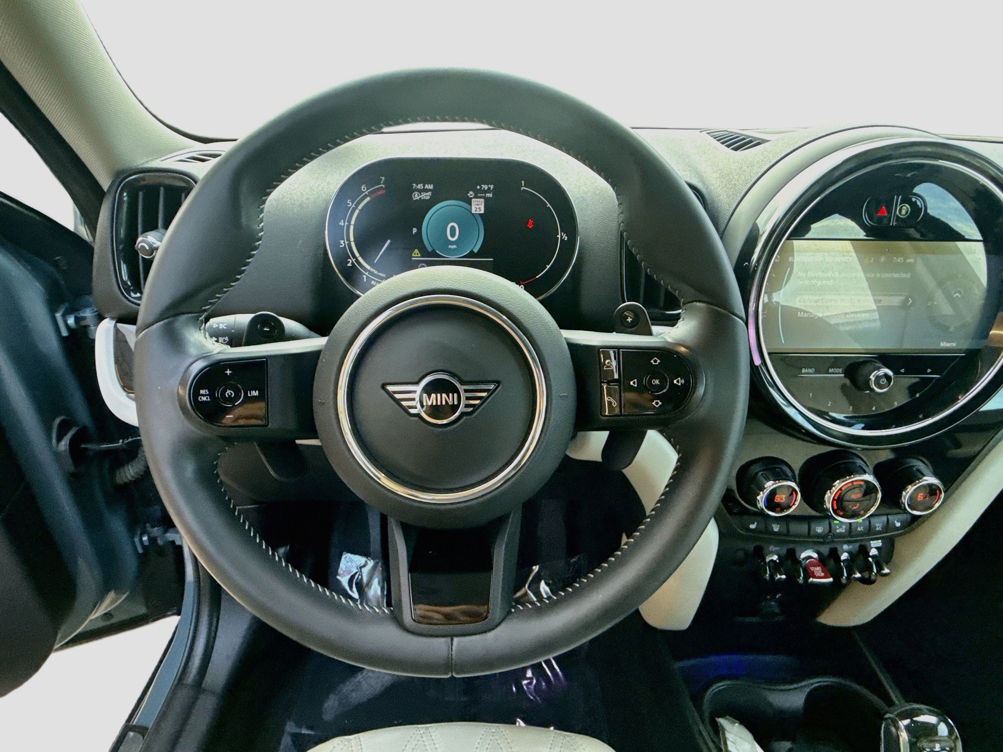 Used 2024 MINI Cooper Countryman S w/ Premium Package FWD image 8