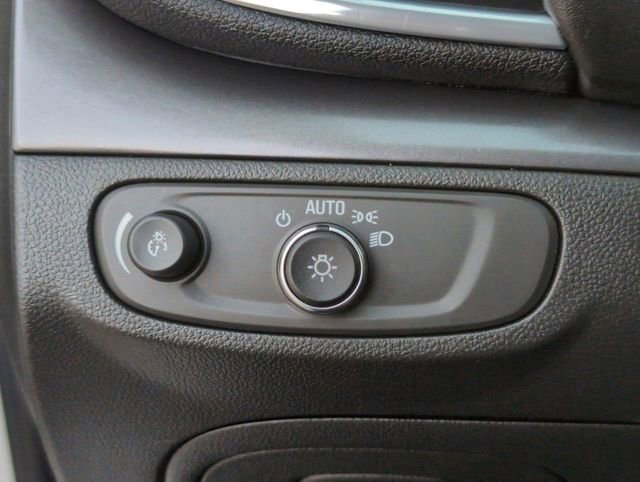 Certified 2022 Buick Encore Preferred image 17