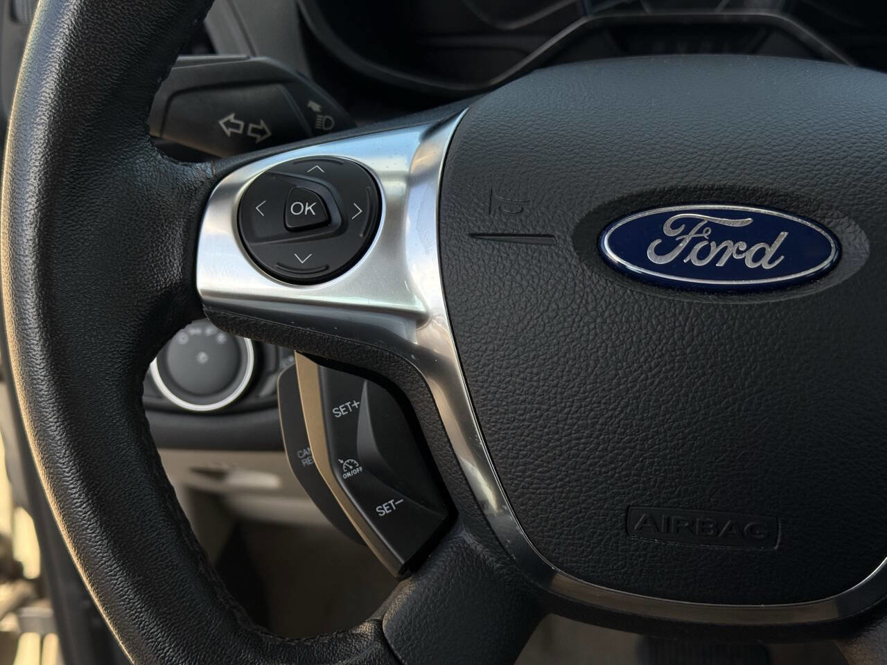 Used 2015 Ford C-MAX SE image 12