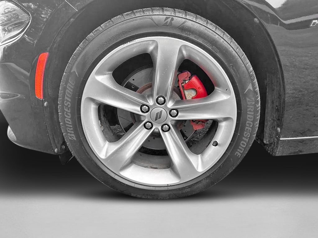 Used 2018 Dodge Charger R/T RWD image 10