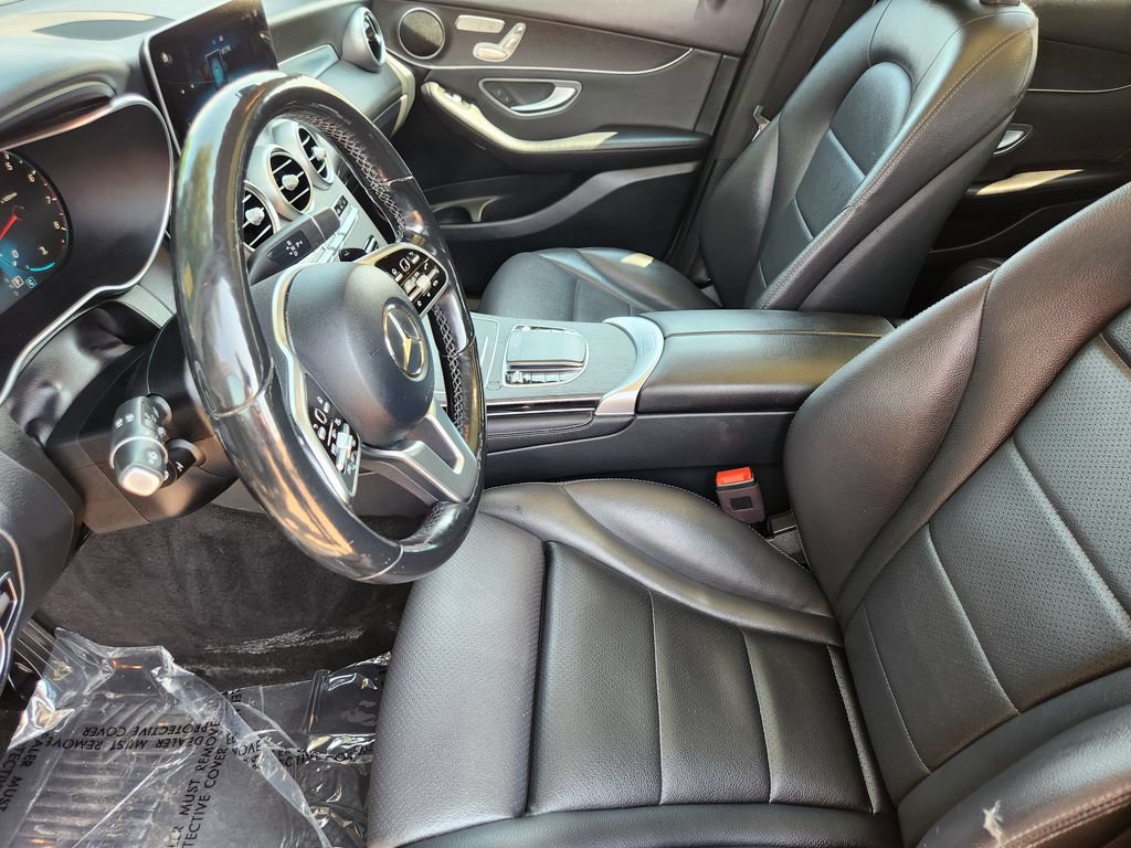 Used 2021 Mercedes-Benz GLC 300 4MATIC image 4