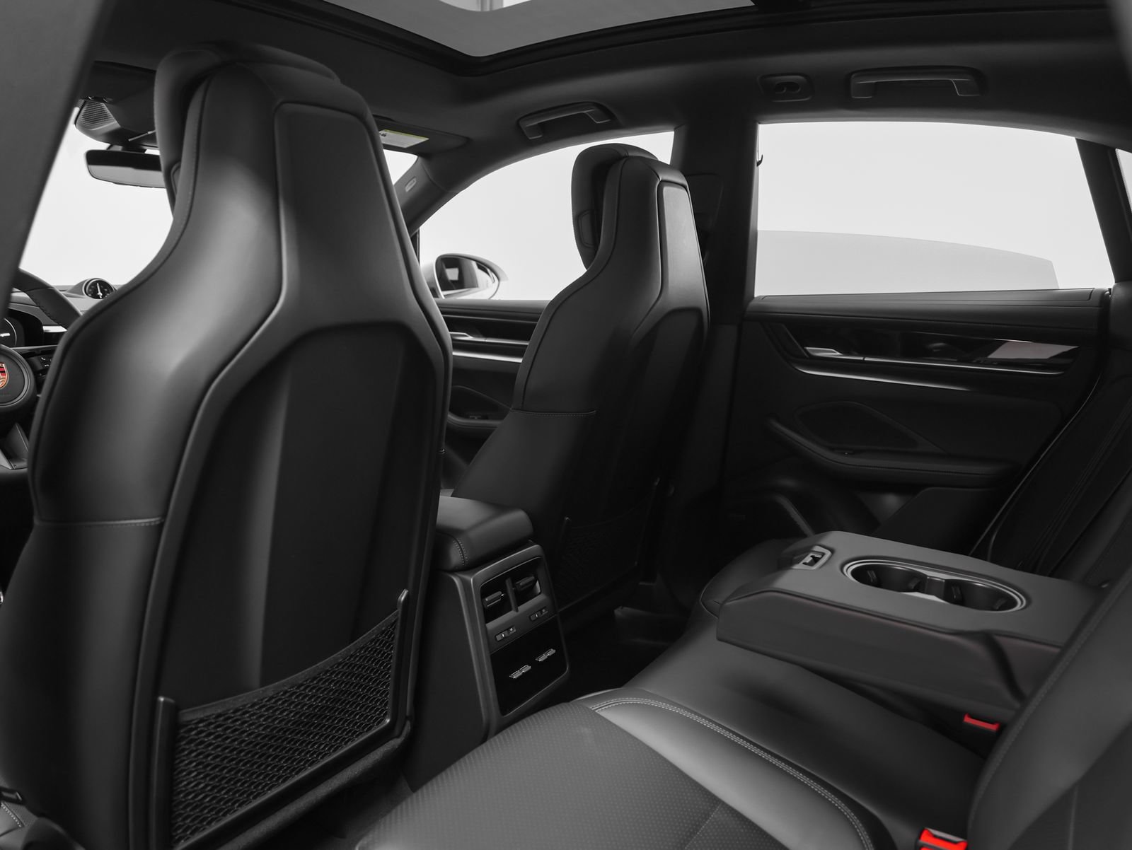 New 2026 Porsche Macan 4 Electric AWD/4WD image 49