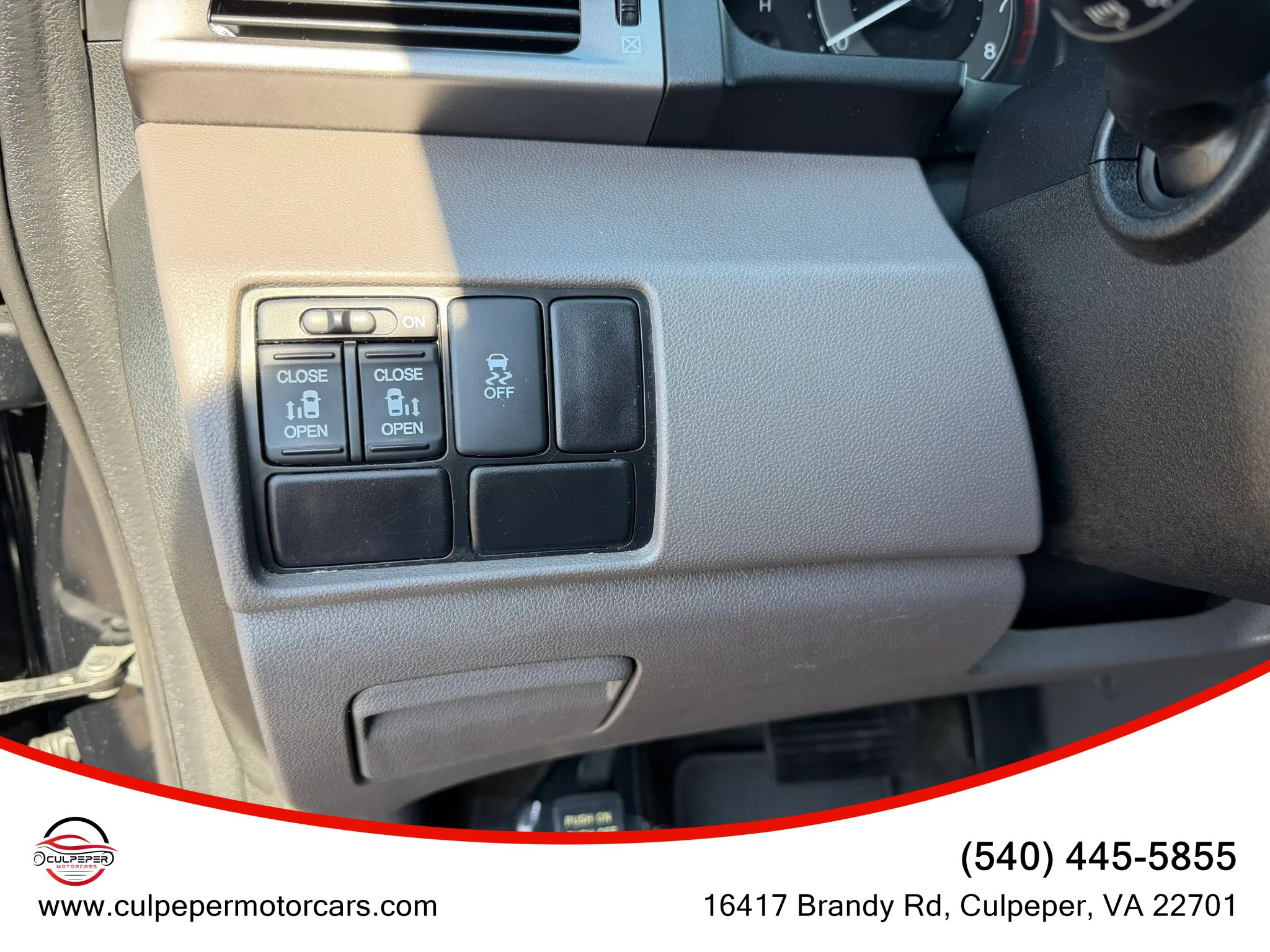 Used 2015 Honda Odyssey EX image 18