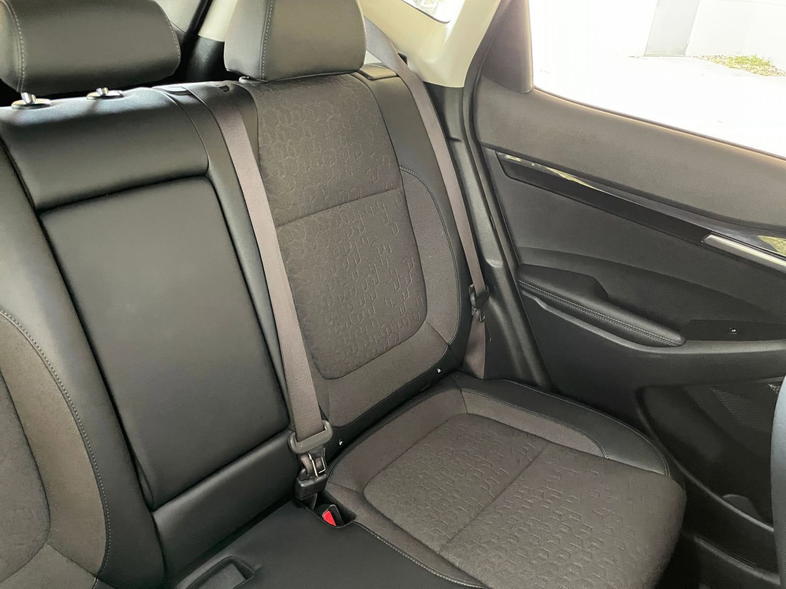 Used 2025 Kia Seltos S FWD image 38