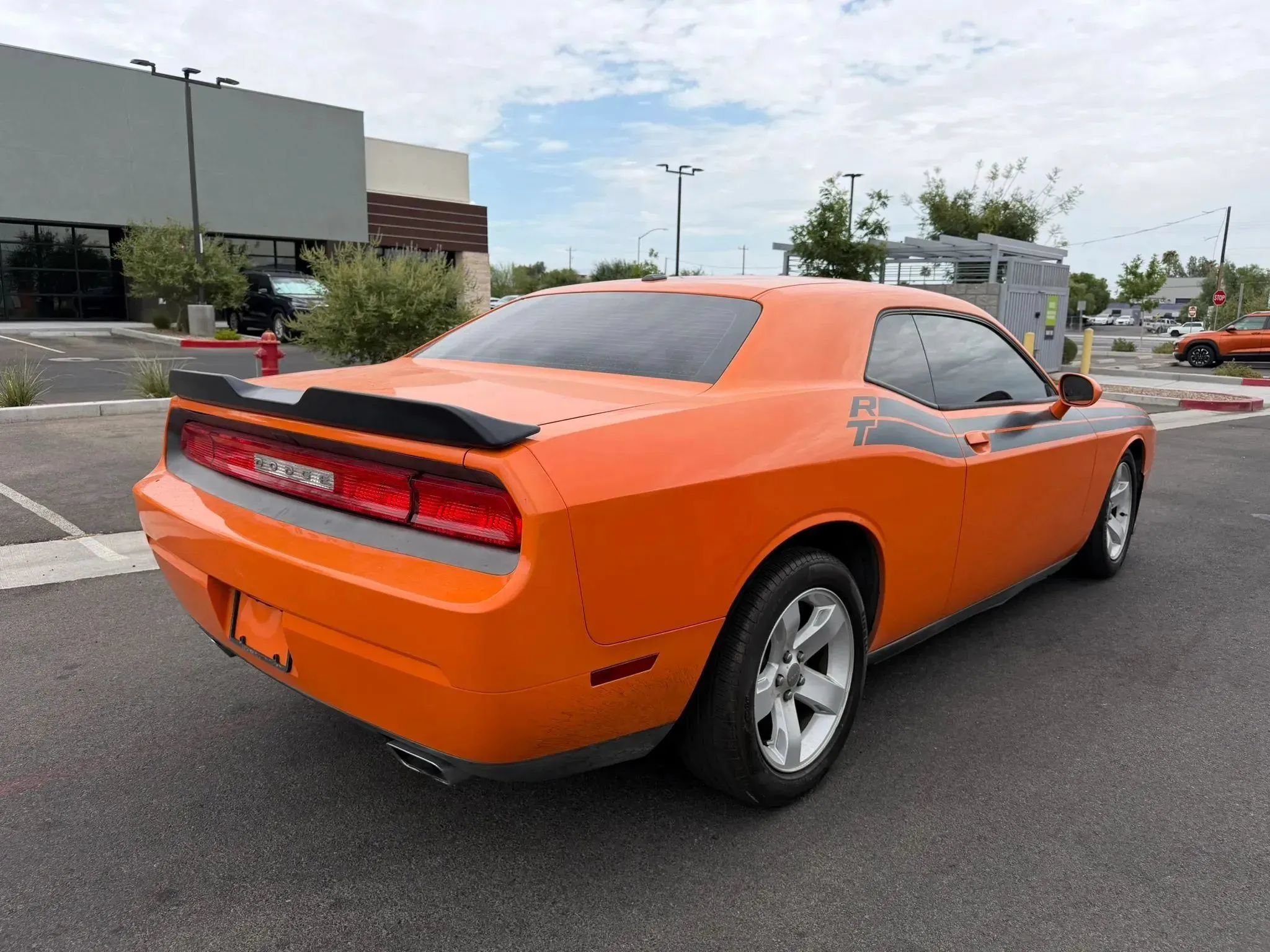 Used 2012 Dodge Challenger SXT RWD image 6