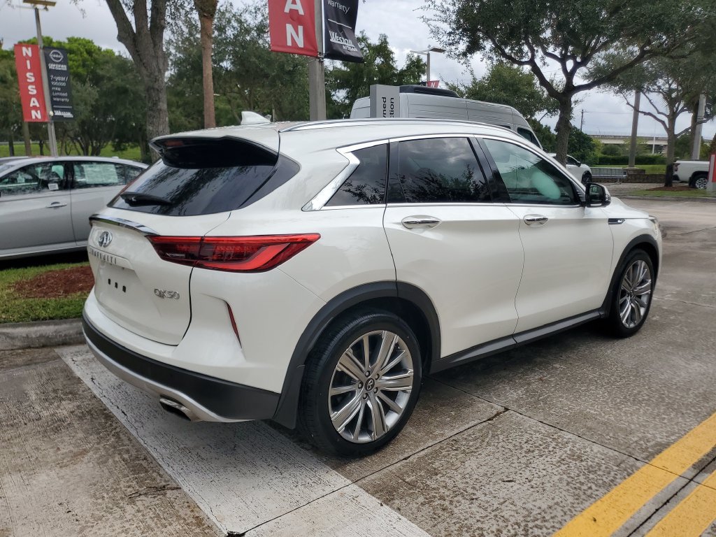 Used 2022 INFINITI QX50 Sensory FWD image 6