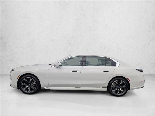Certified 2025 BMW i7 eDrive50 w/ Premium Package RWD image 6