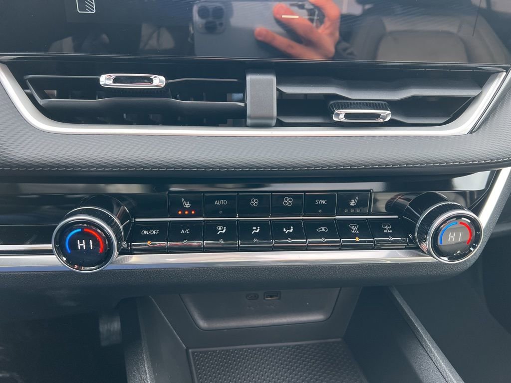 New 2026 Chevrolet Equinox LT w/ Convenience Package II image 20