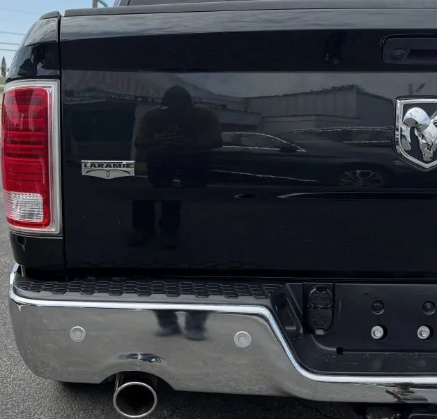 Used 2017 RAM 1500 Laramie w/ Convenience Group AWD/4WD image 12