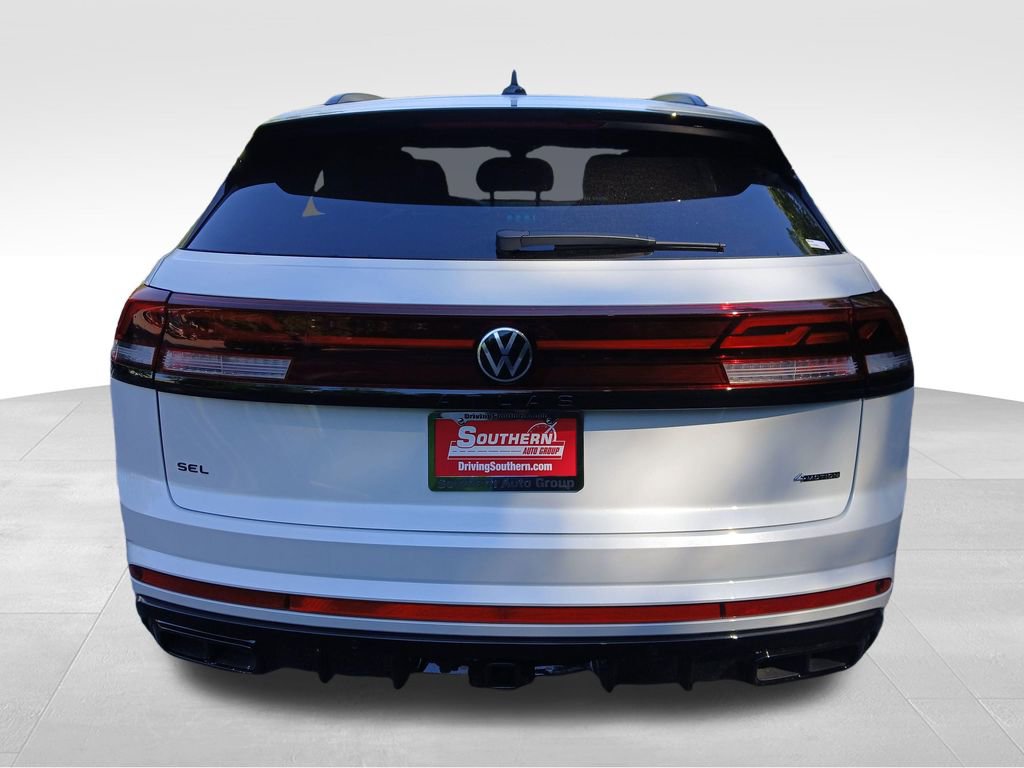 New 2026 Volkswagen Atlas Cross Sport SEL R-Line AWD/4WD image 4