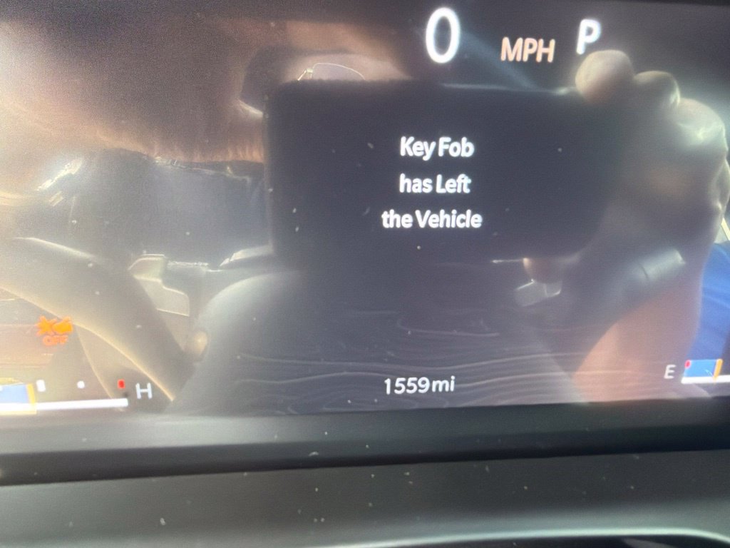 Used 2024 Jeep Grand Cherokee Overland RWD image 25