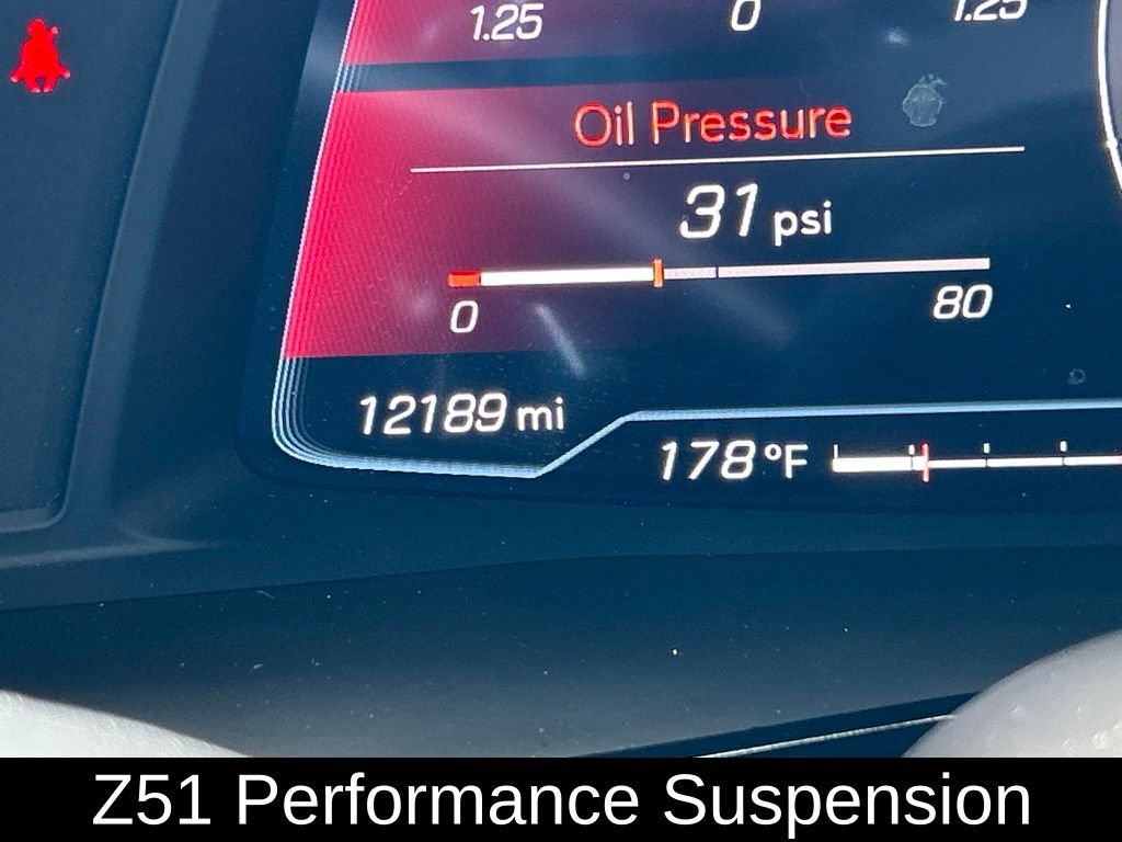 Used 2025 Chevrolet Corvette Stingray Preferred Cpe w/ Z51 Performance Package RWD image 17