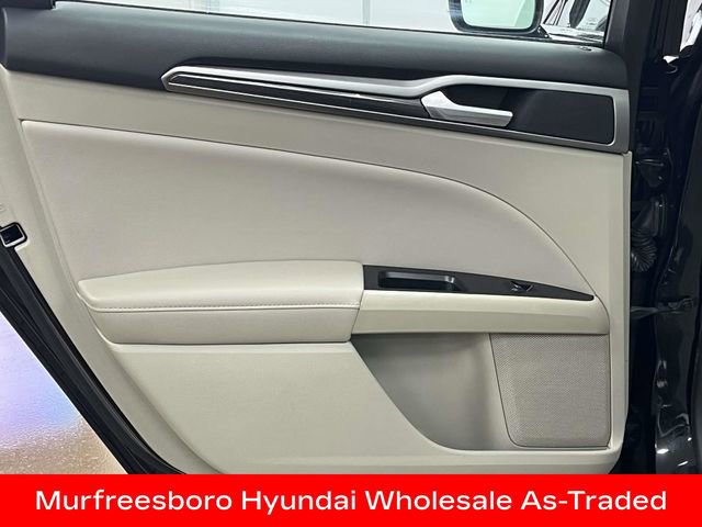 Used 2019 Ford Fusion SEL FWD image 18