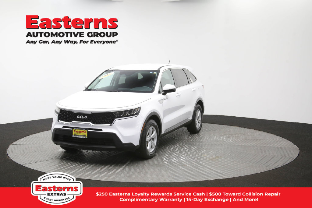 Used 2023 Kia Sorento LX FWD image 53