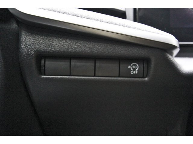 Used 2026 Nissan Kicks S w/ Charging Package FWD image 24
