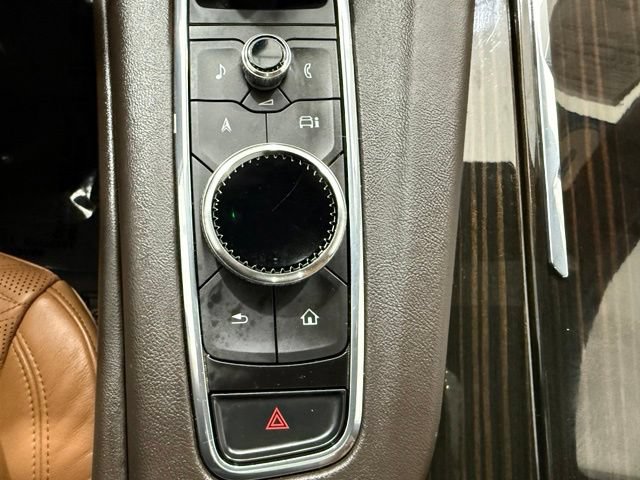 Used 2023 Cadillac Escalade ESV Premium Luxury w/ Performance Package AWD/4WD image 47