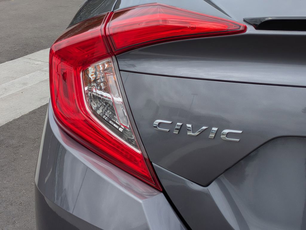 Used 2019 Honda Civic Sport image 21