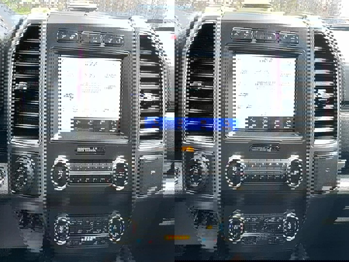 Used 2020 Ford Expedition Platinum image 29