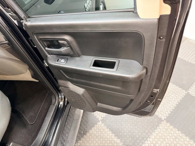 Used 2019 RAM 1500 Express w/ Express Value Package AWD/4WD image 35