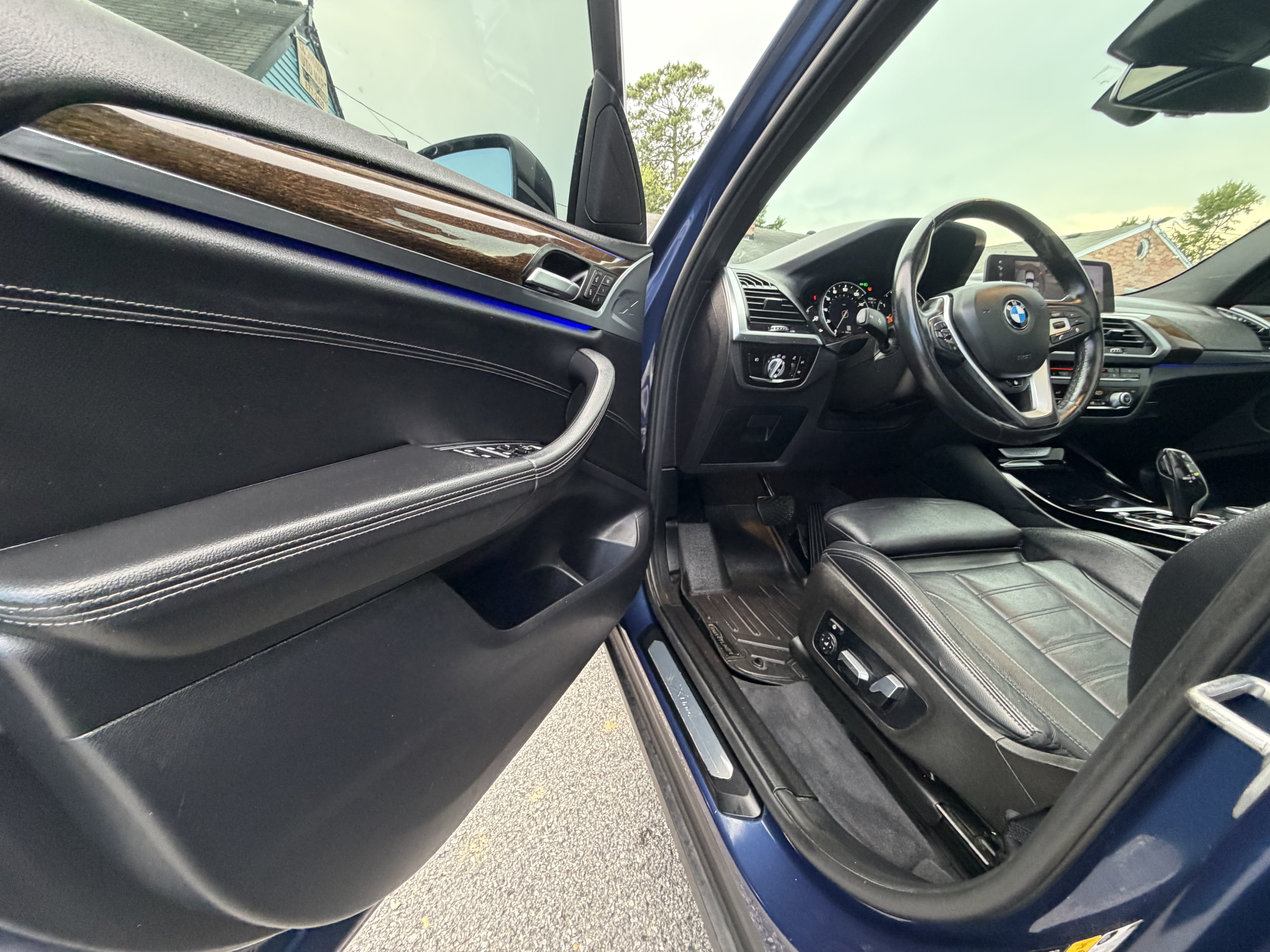 Used 2018 BMW X3 xDrive30i AWD/4WD image 25