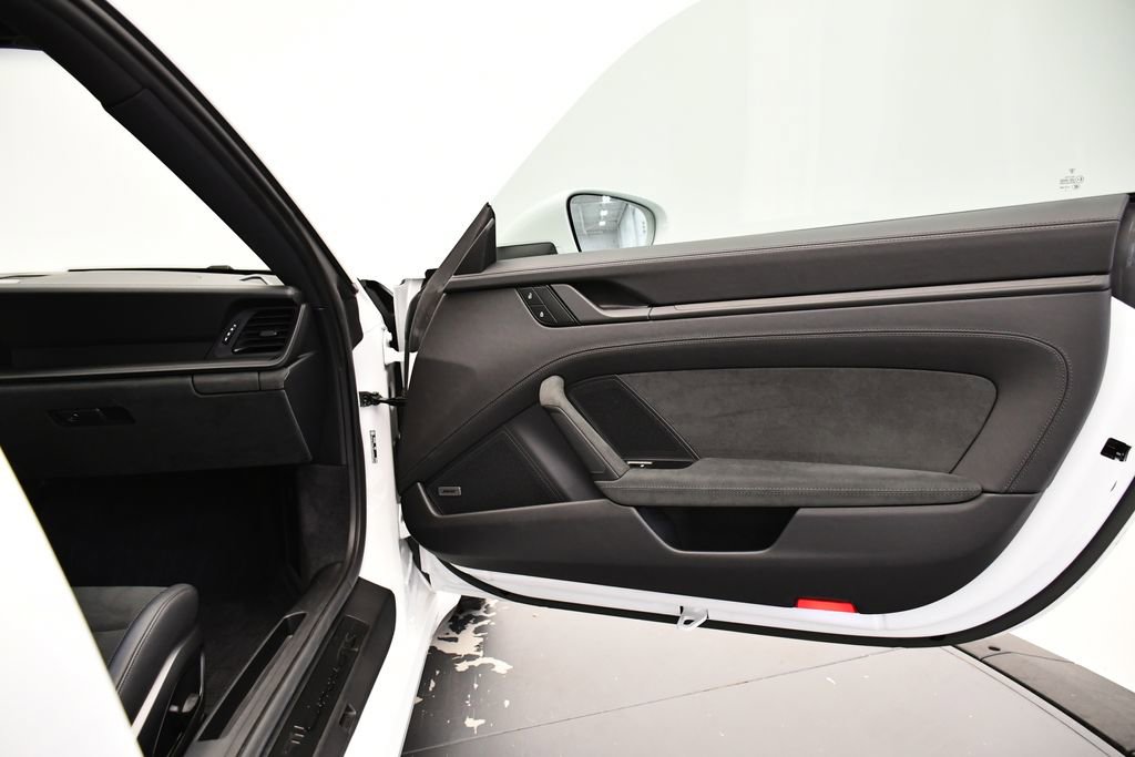 Used 2023 Porsche 911 Carrera GTS image 46