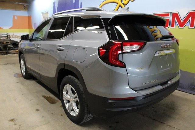 Certified 2023 GMC Terrain SLE w/ Driver Convenience Package AWD/4WD image 6