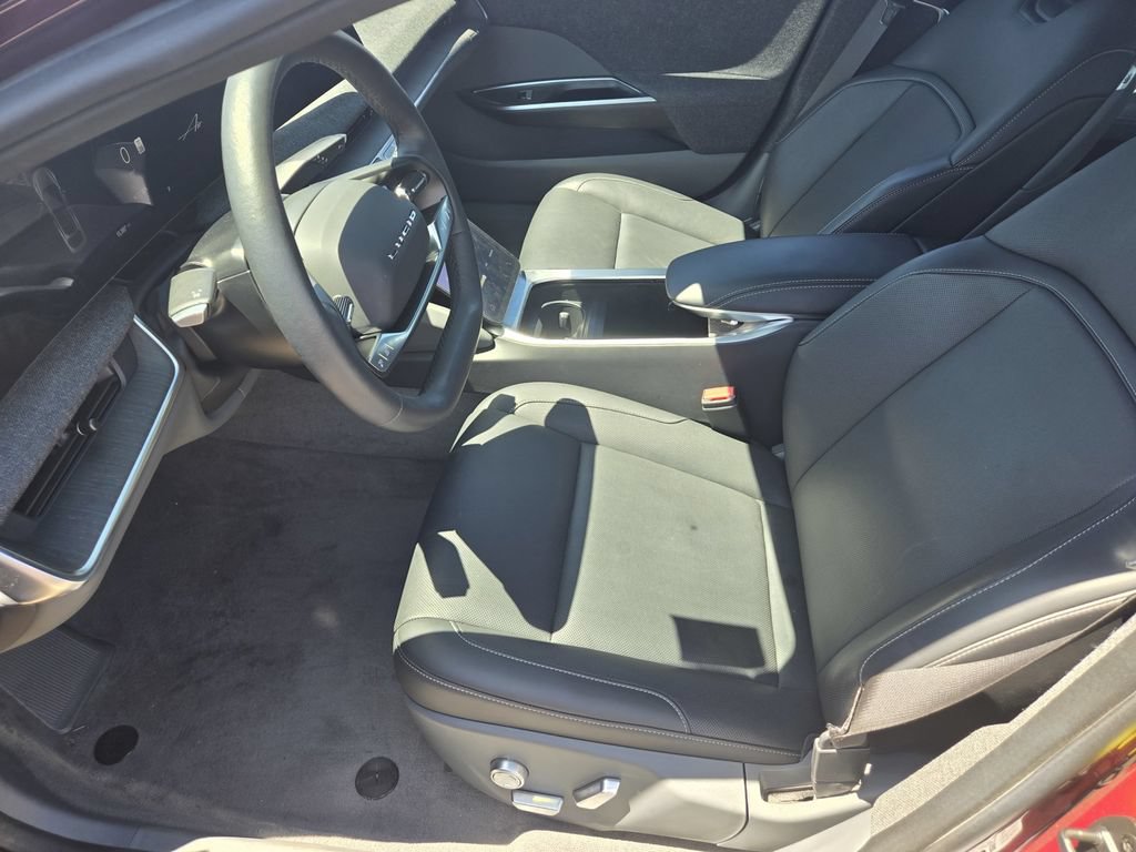 Used 2024 Lucid Air Touring AWD/4WD image 12