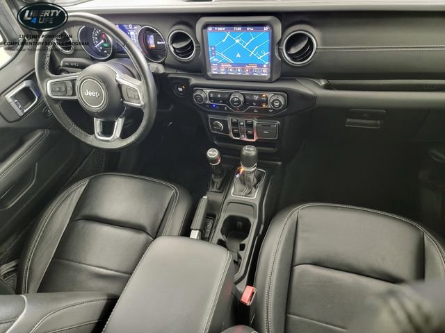 Used 2023 Jeep Wrangler Unlimited Sahara w/ Cold Weather Group AWD/4WD image 33