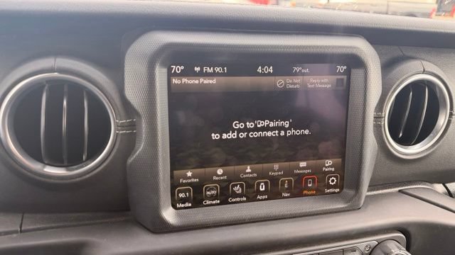 Used 2018 Jeep Wrangler Unlimited Sahara AWD/4WD image 18