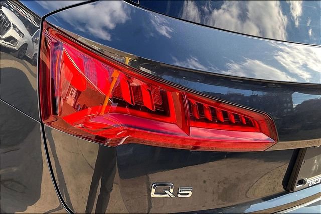 Used 2018 Audi Q5 2.0T Premium Plus w/ Premium Plus Package image 30