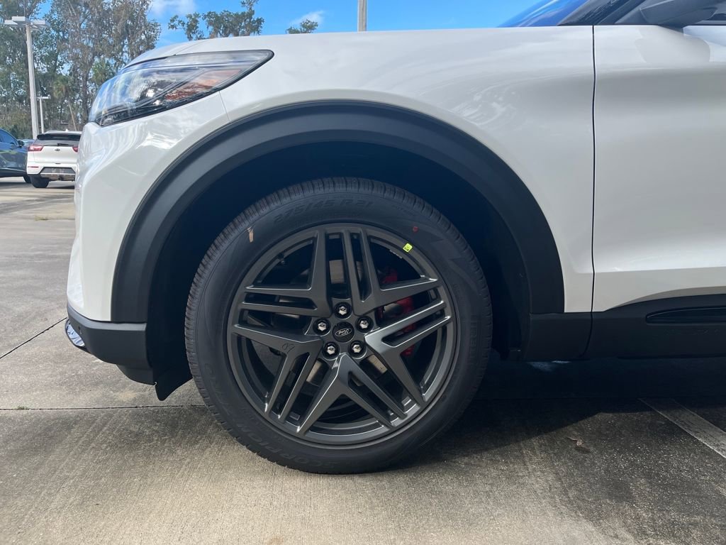 New 2026 Ford Explorer ST w/ Sun And Sound Package image 49