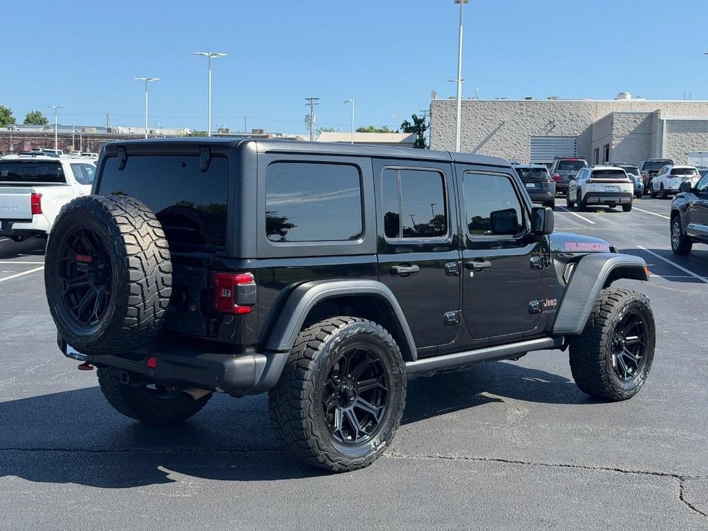 Used 2018 Jeep Wrangler Unlimited Rubicon AWD/4WD image 3