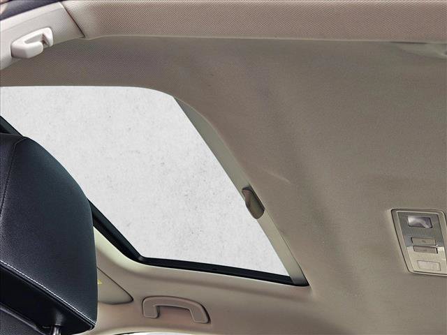 Used 2025 Volkswagen Jetta SE FWD image 18