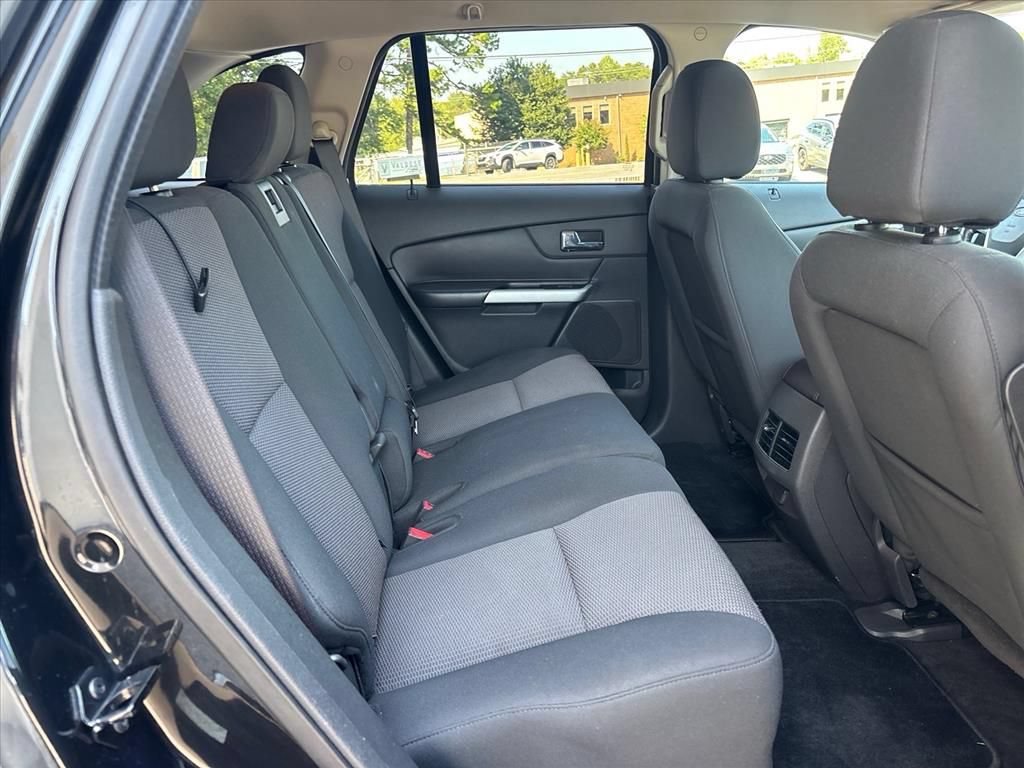Used 2013 Ford Edge SEL FWD image 11