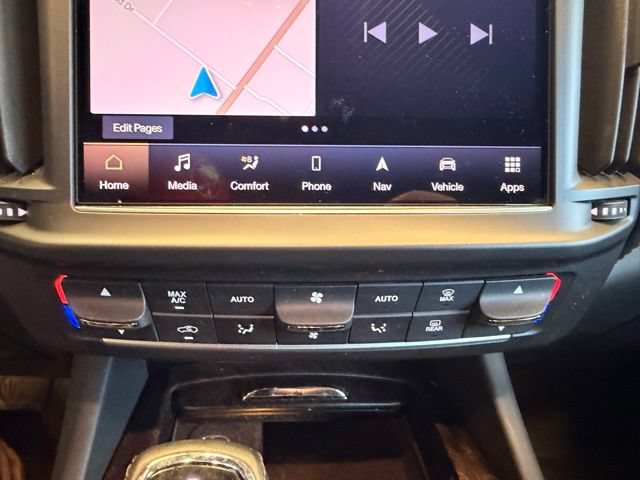Used 2023 Maserati Levante GT AWD/4WD image 19