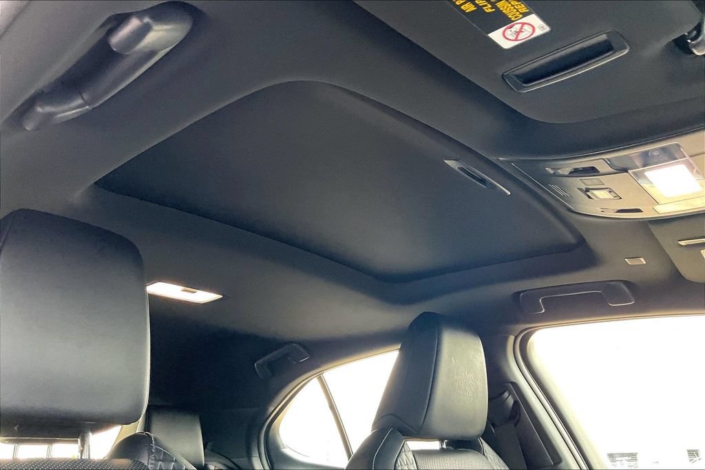 Used 2019 Lexus UX 200 w/ Premium Package FWD image 28