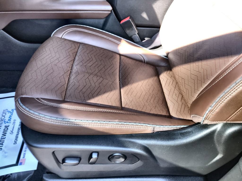 Used 2024 Chevrolet Tahoe High Country image 12