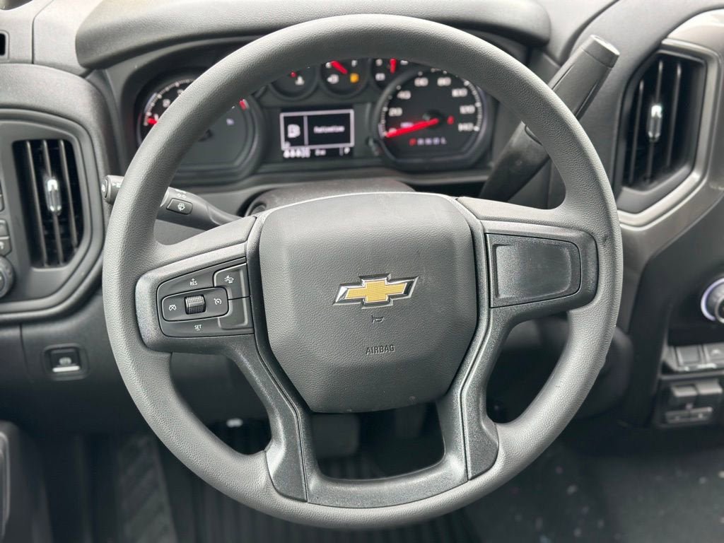 New 2026 Chevrolet Silverado 1500 Custom AWD/4WD image 4