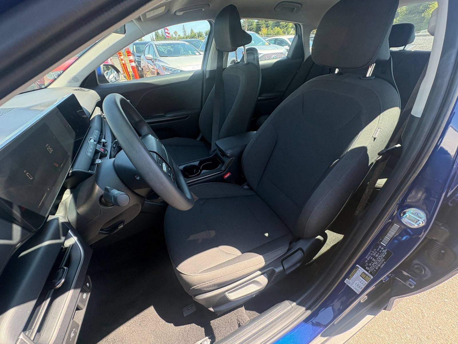 Used 2026 Kia K4 FWD image 36