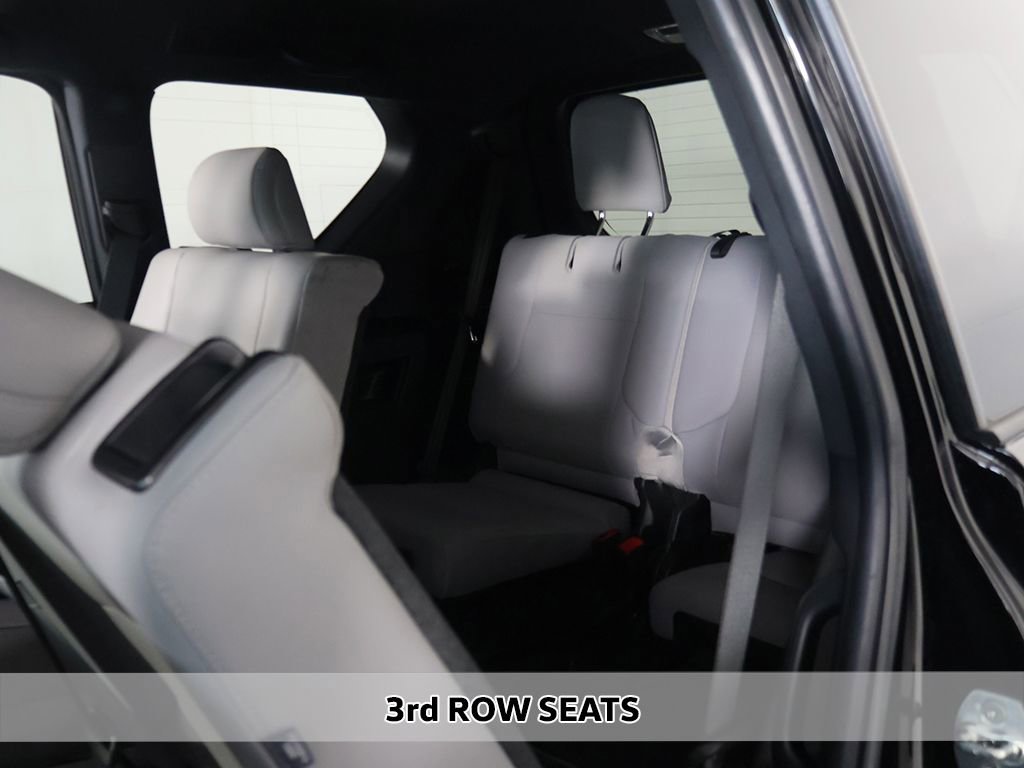 Used 2023 Lexus GX 460 w/ Black Line Special Edition AWD/4WD image 18