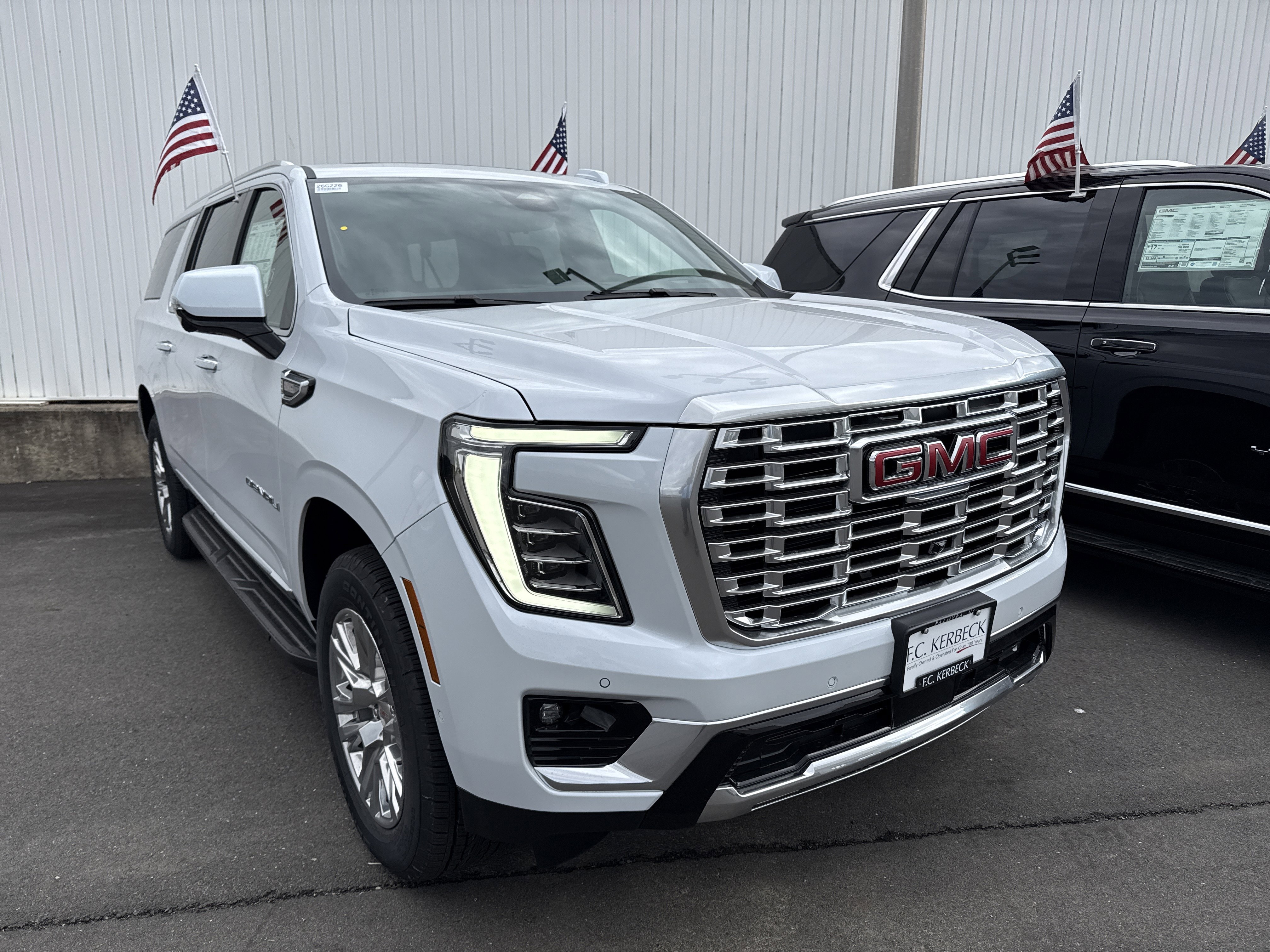 New 2026 GMC Yukon XL Denali image 3