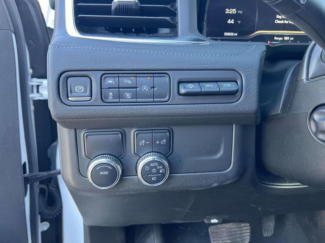 Used 2024 GMC Yukon Denali image 19