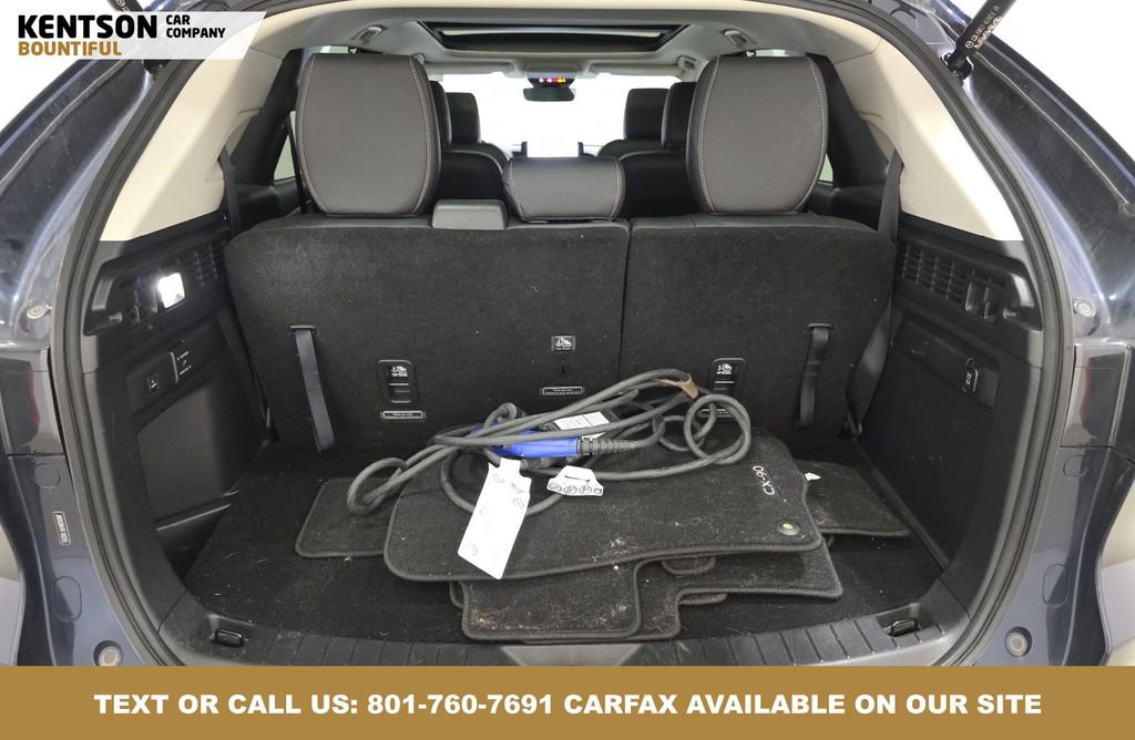 Used 2024 MAZDA CX-90 Plug-In Hybrid w/ Premium Pkg image 2