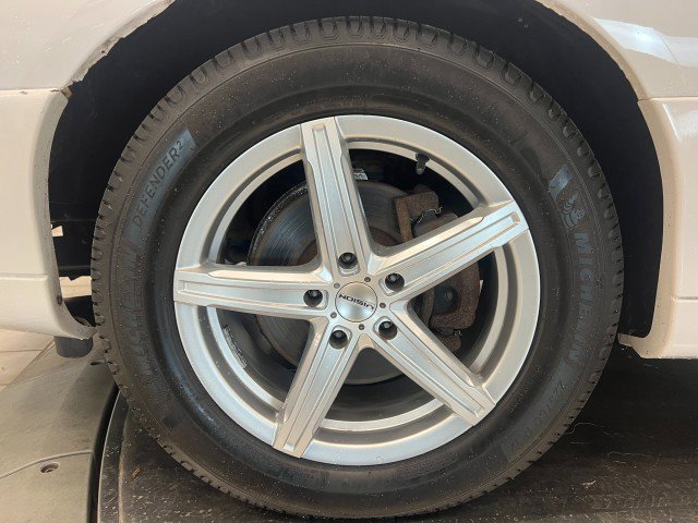 Used 2009 Lincoln Town Car Signature Limited image 33