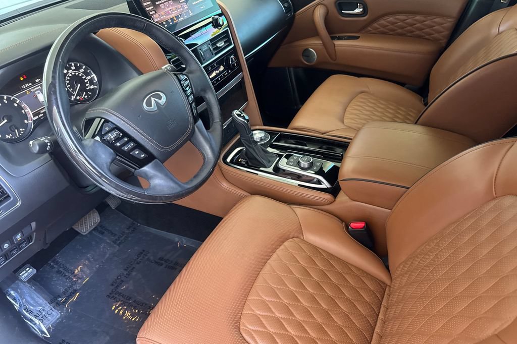 Used 2024 INFINITI QX80 Sensory w/ Cargo Package AWD/4WD image 9