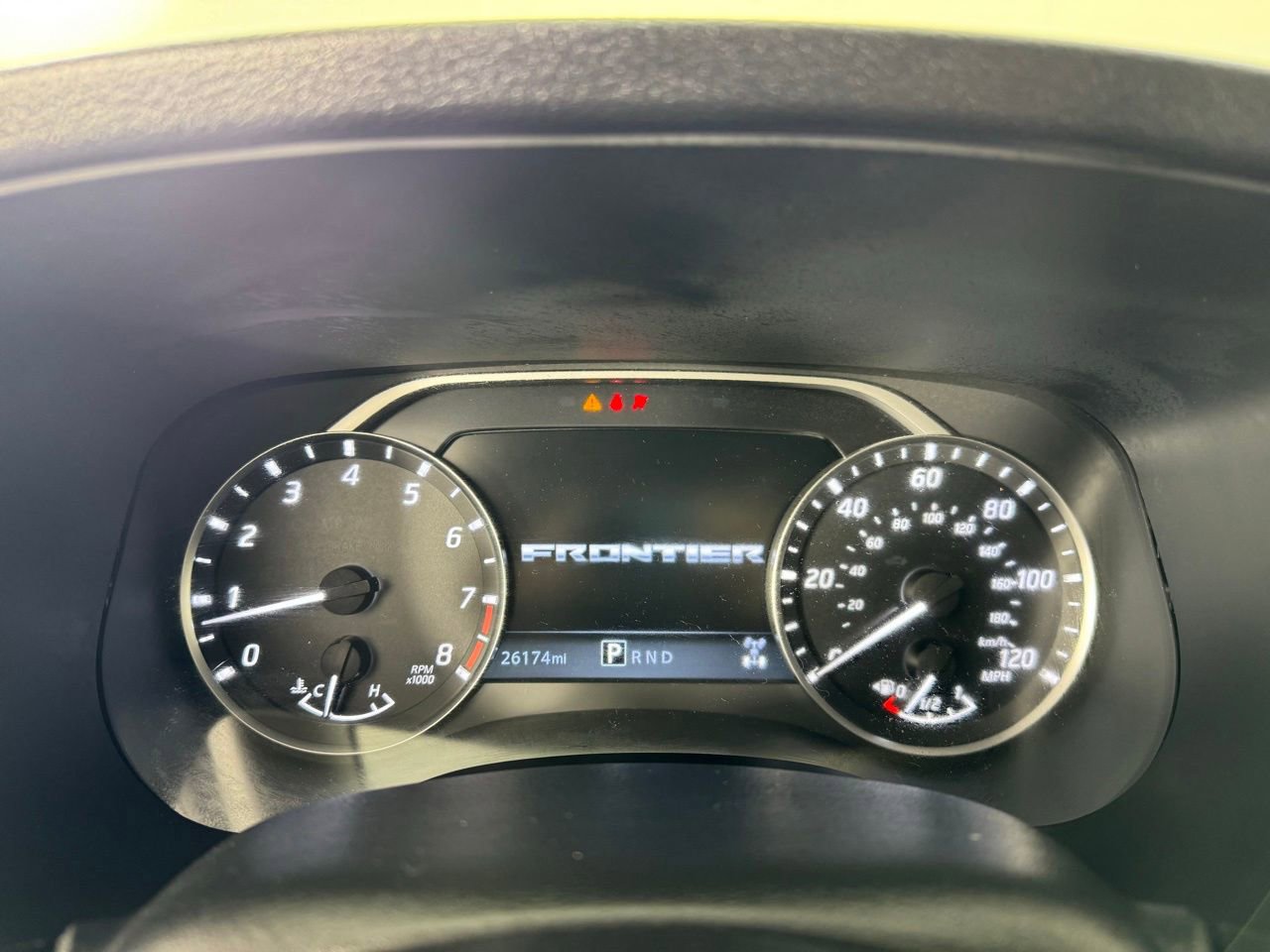 Used 2024 Nissan Frontier SV image 22