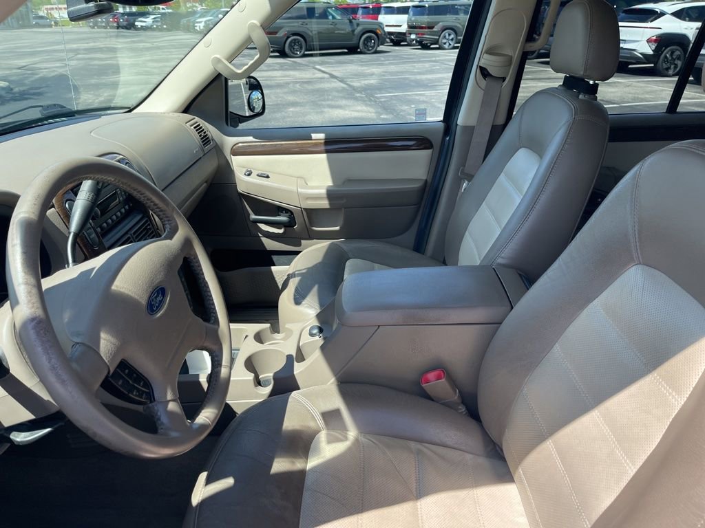 Used 2003 Ford Explorer Eddie Bauer AWD/4WD image 9