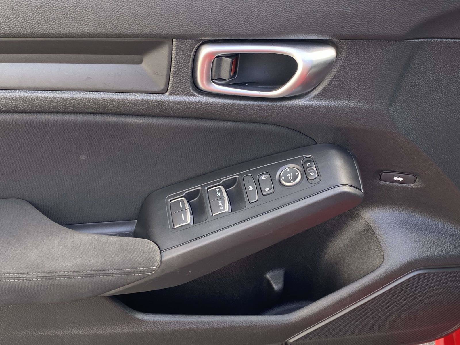 Used 2024 Honda Civic Sport image 16