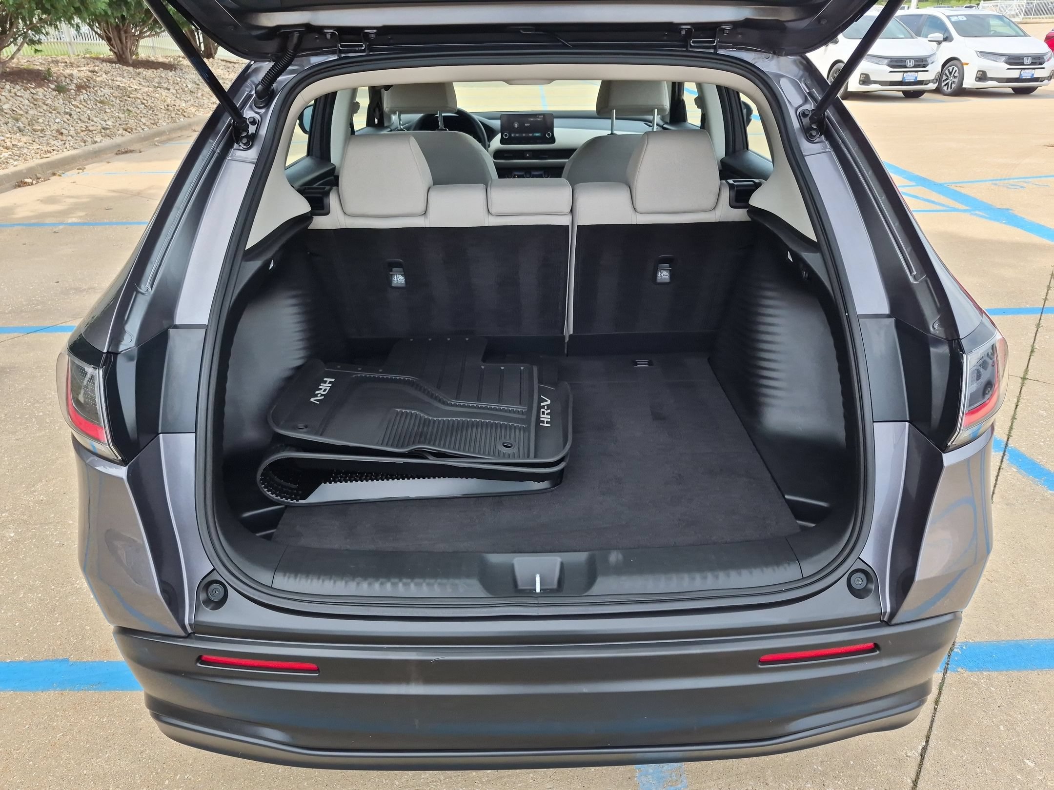 Certified 2024 Honda HR-V LX image 25