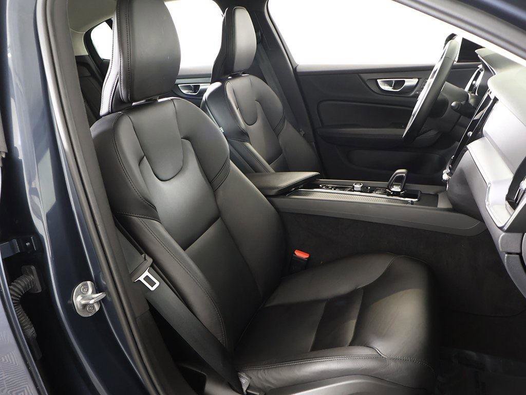 Used 2024 Volvo S60 B5 Core image 32